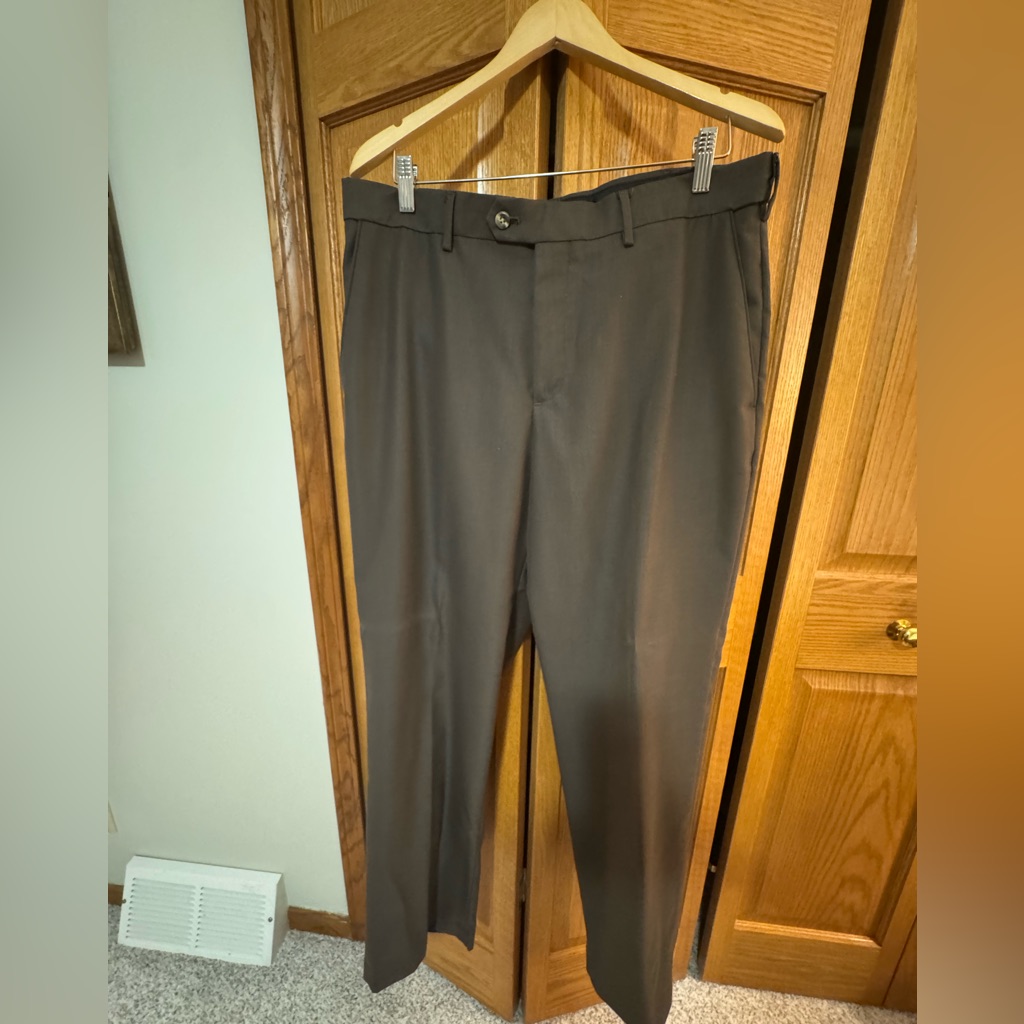 Croft & Barrow Men's Dress Pants In Brown 36 X 32